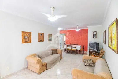 Apartamento - Amplo com 3 dormitórios (sendo 1 suite(s)) a 50,00 metros praia.