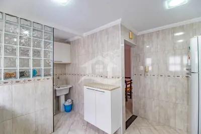 Apartamento - Amplo com 3 dormitórios (sendo 1 suite(s)) a 50,00 metros praia.