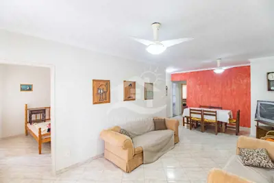 Apartamento - Amplo com 3 dormitórios (sendo 1 suite(s)) a 50,00 metros praia.
