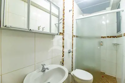 Apartamento - Amplo com 3 dormitórios (sendo 1 suite(s)) a 50,00 metros praia.