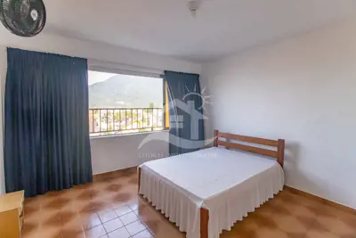 Apartamento - Amplo com 2 dormitórios (sendo 0 suite(s)) a 50,00 metros praia.