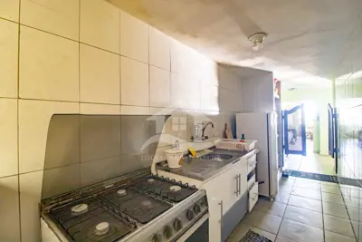 Casa - Térrea com 2 dormitórios (sendo 2 suite(s)) a 0,00 metros praia.