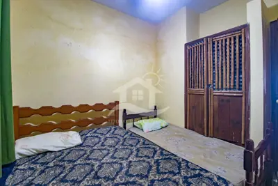 Casa - Térrea com 2 dormitórios (sendo 2 suite(s)) a 0,00 metros praia.