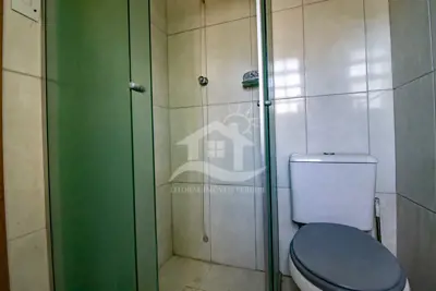 Casa - Térrea com 2 dormitórios (sendo 2 suite(s)) a 0,00 metros praia.