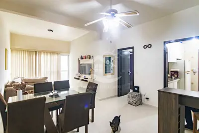 Apartamento - Amplo com 3 dormitórios (sendo 1 suite(s)) a 20,00 metros praia.