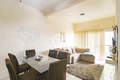 Apartamento - Amplo com 3 dormitórios (sendo 1 suite(s)) a 20,00 metros praia.