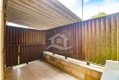 Casa - Sobrado com 4 dormitórios (sendo 2 suite(s)) a 500,00 metros praia.