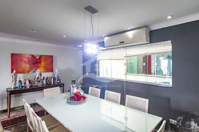 Apartamento - Amplo com 3 dormitórios (sendo 1 suite(s)) a 500,00 metros praia.