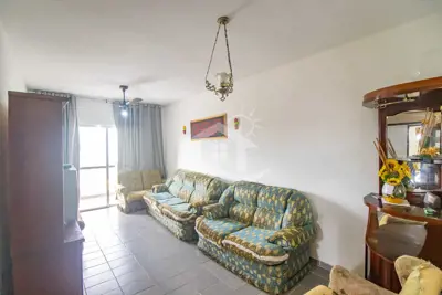 Apartamento - Amplo com 3 dormitórios (sendo 1 suite(s)) a 600,00 metros praia.