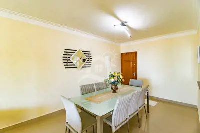 Apartamento - Amplo com 3 dormitórios (sendo 2 suite(s)) a 400,00 metros praia.