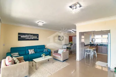 Apartamento - Amplo com 3 dormitórios (sendo 2 suite(s)) a 400,00 metros praia.