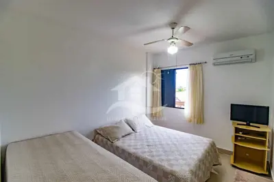 Apartamento - Amplo com 3 dormitórios (sendo 1 suite(s)) a 400,00 metros praia.