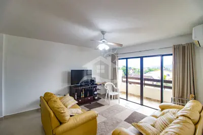 Apartamento - Amplo com 3 dormitórios (sendo 1 suite(s)) a 400,00 metros praia.