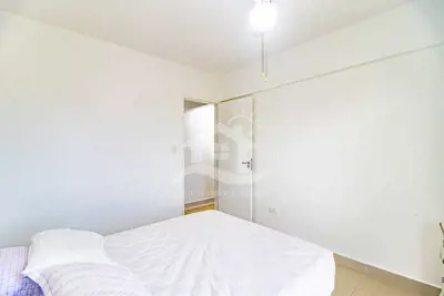 Apartamento - Amplo com 3 dormitórios (sendo 1 suite(s)) a 400,00 metros praia.