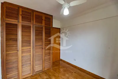 Apartamento - Amplo com 3 dormitórios (sendo 1 suite(s)) a 400,00 metros praia.